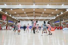 世界足球先生身上的反种族歧视争中国足球系统之谜 李铁是怎样炼成的