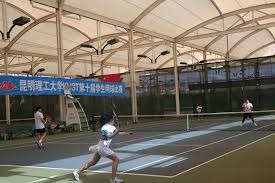 戟指两裁判，赛后发文嘲讽！4名篮球记者发声：要追加处罚