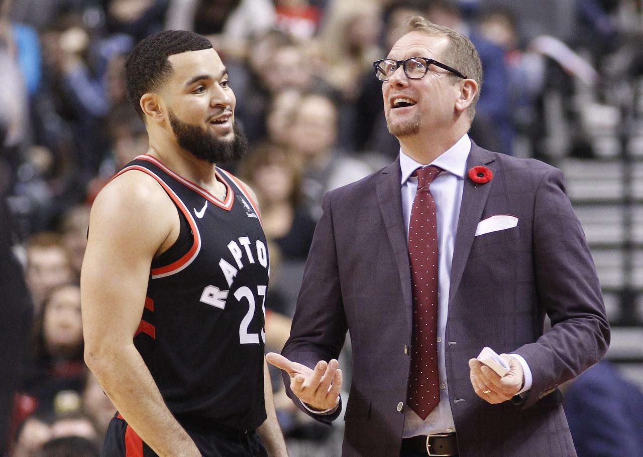 用身高和臂 用身高和臂