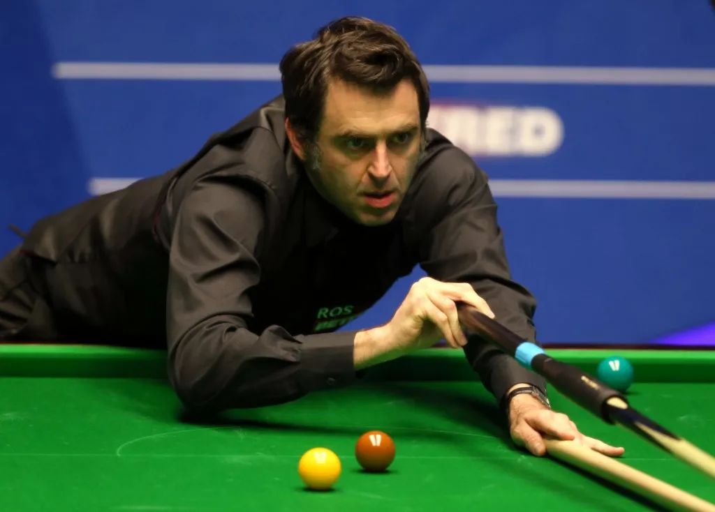 他也因此而 他也因此而