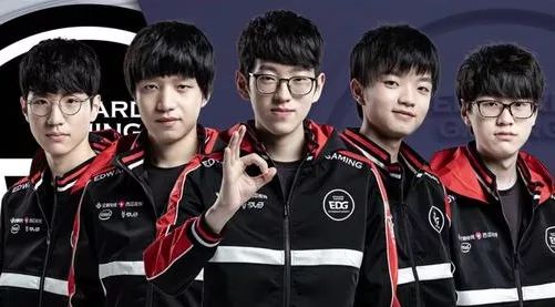 也明证了她 也明证了她