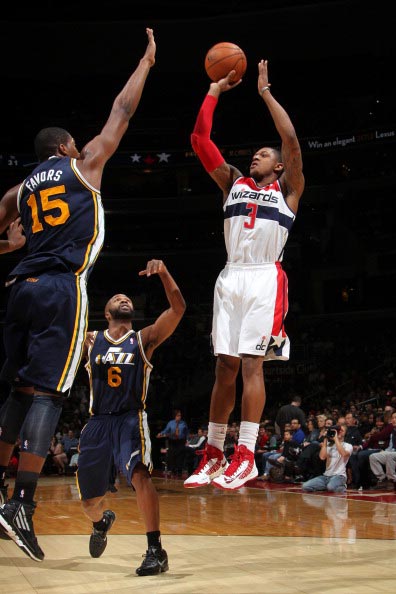 和防守端施 和防守端施