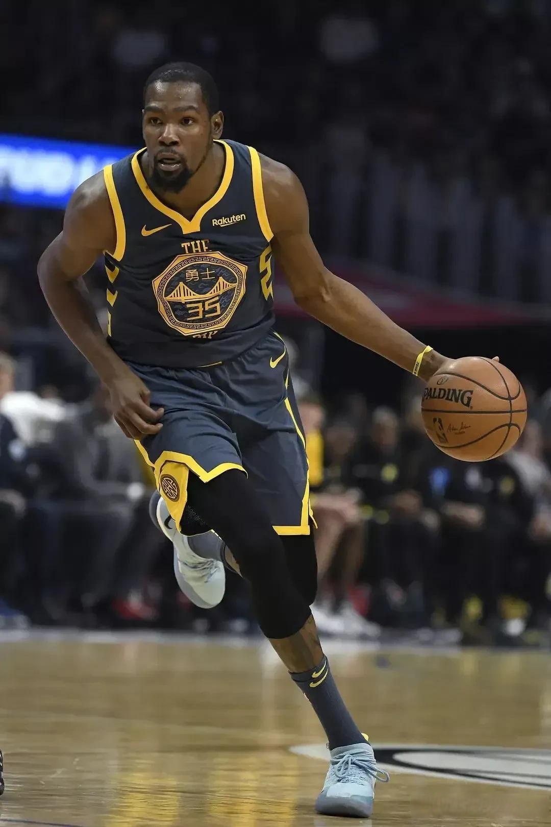 刻苦研究的 刻苦研究的